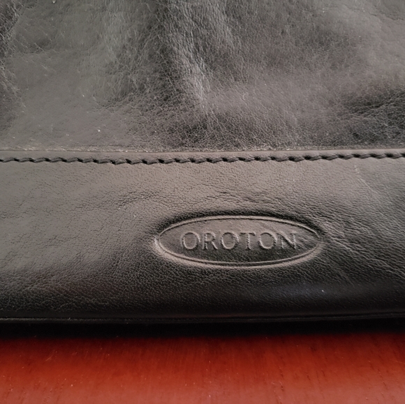 Oroton Handbag - Picture 3 of 6